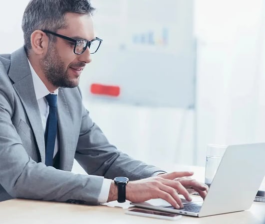 smiling-business-man-sap-business-one-integrations2